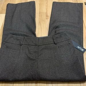 NWT Apt 9 trouser in dark brown